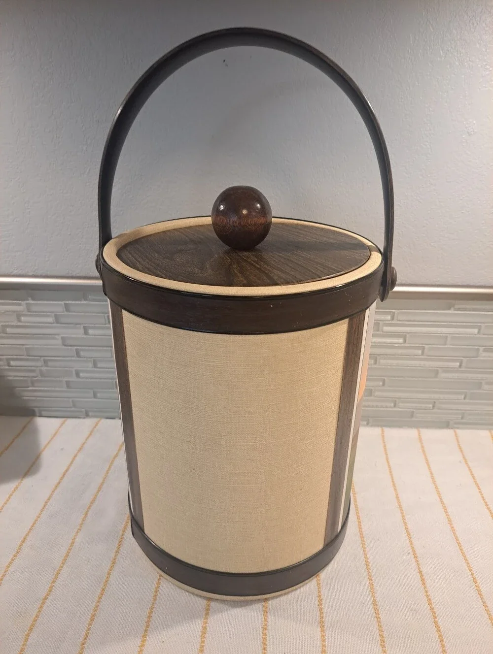 Vtg Kraftware Ice Bucket Mallard Geese Duck Handle Lid Faux Wood.